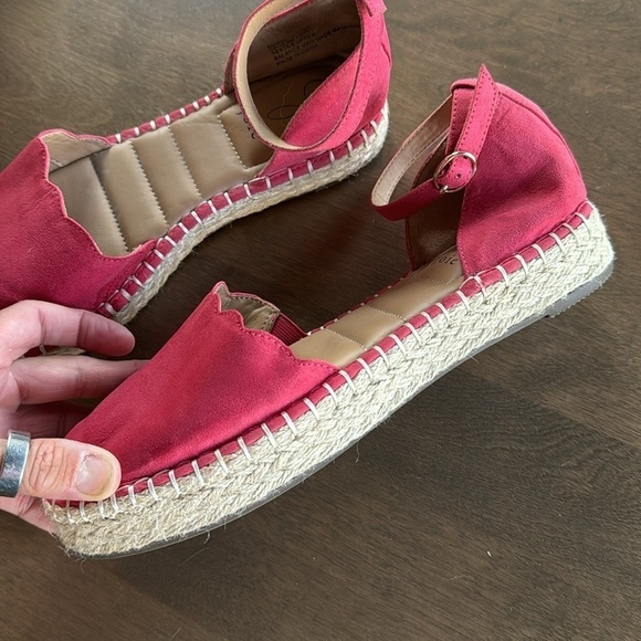 JOIE Cruz scalloped espadrille memory foam sandal 9 - Picture 6 of 8